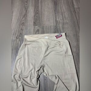 New! Series 8 Fitness Leggings Cropped Skinny Leg Yoga Pants Size Large New with